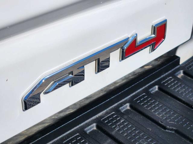 2022 GMC Sierra 2500 HD Vehicle Photo in DENTON, TX 76210-9321