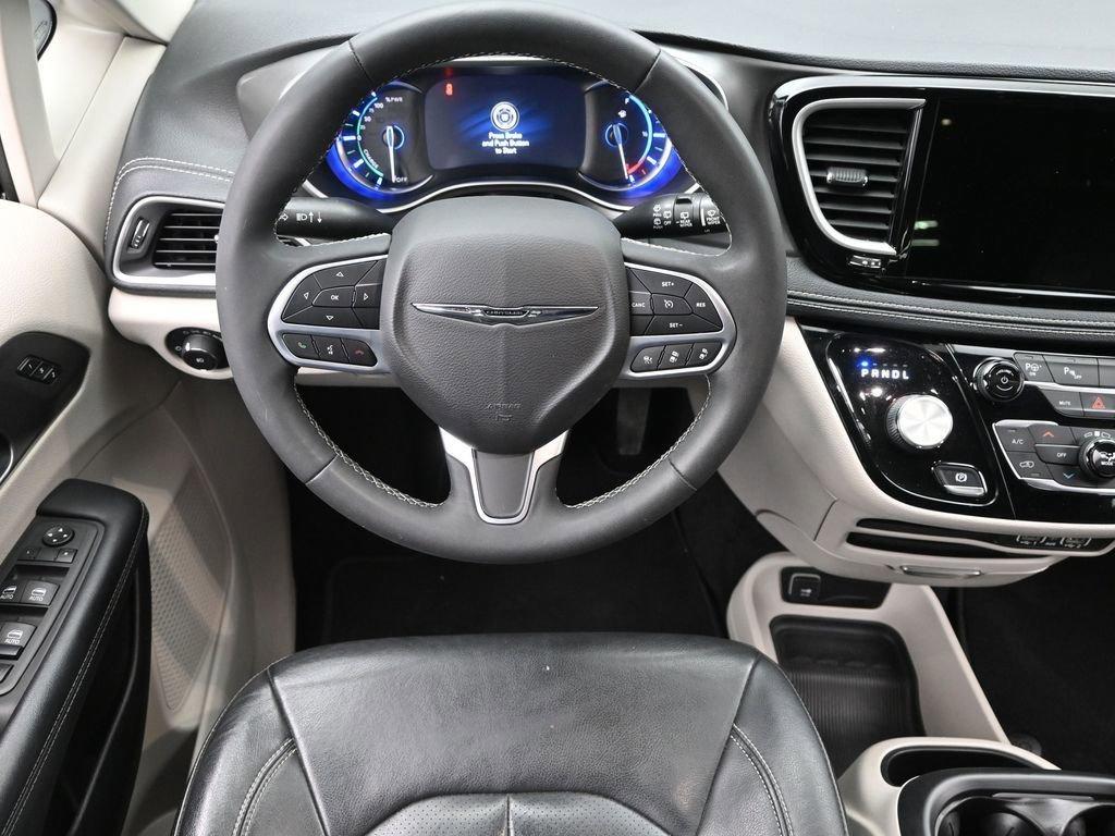 2022 Chrysler Pacifica Vehicle Photo in Cedar Rapids, IA 52402