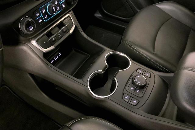 2024 GMC Terrain Vehicle Photo in INDEPENDENCE, MO 64055-1314