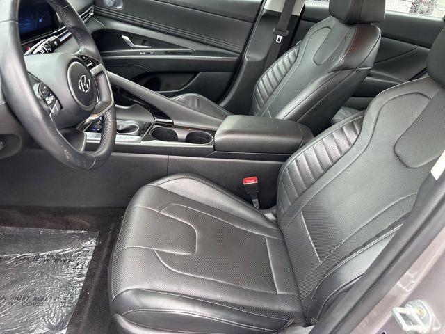 2023 Hyundai ELANTRA Vehicle Photo in Pleasant Hills, PA 15236