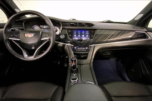 2025 Cadillac XT6 Vehicle Photo in INDEPENDENCE, MO 64055-1314