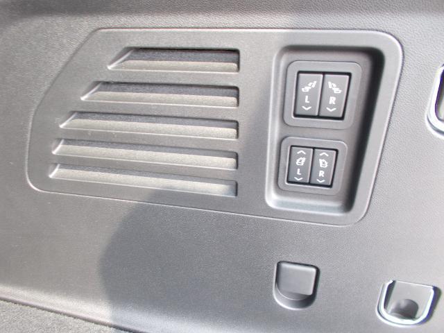 2026 Buick Enclave Vehicle Photo in LOWELL, MA 01852-4336