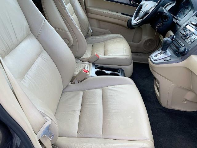 2010 Honda CR-V Vehicle Photo in MOON TOWNSHIP, PA 15108-2571