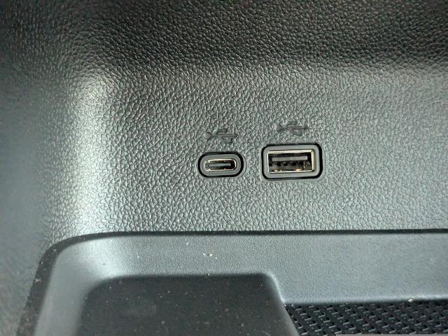 2025 Chevrolet Traverse Vehicle Photo in BEAUFORT, SC 29906-4218