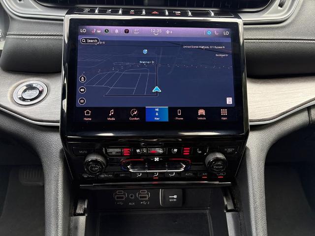 2024 Jeep Grand Cherokee L Vehicle Photo in Statesboro, GA 30458