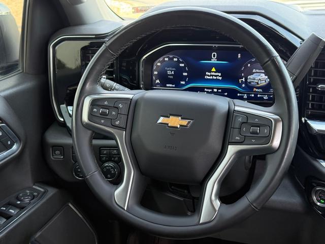 2023 Chevrolet Silverado 1500 Vehicle Photo in COLUMBIA, MO 65203-3903