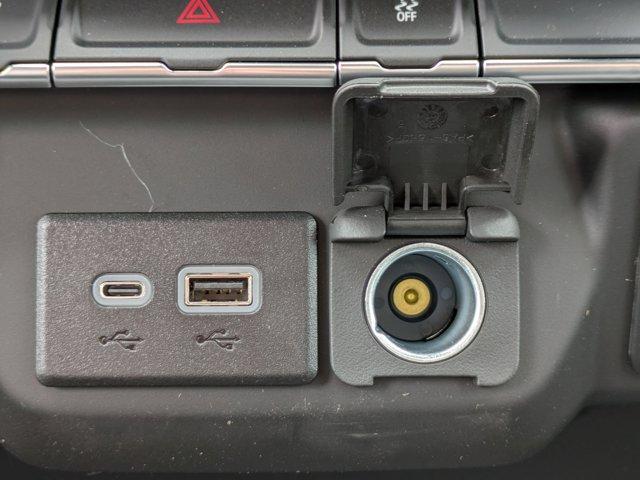 2025 Chevrolet Silverado 2500 HD Vehicle Photo in BRUNSWICK, GA 31525-1881