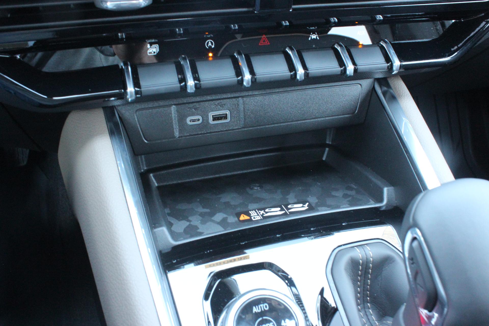 2026 GMC Canyon Vehicle Photo in AURORA, CO 80012-4011