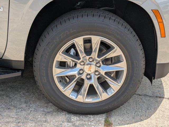 2025 Chevrolet Suburban Vehicle Photo in BRUNSWICK, GA 31525-1881