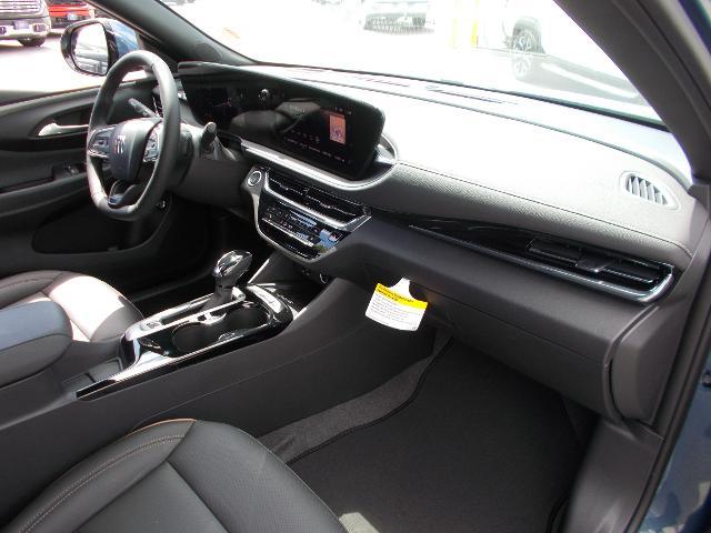 2025 Buick Envista Vehicle Photo in LOWELL, MA 01852-4336