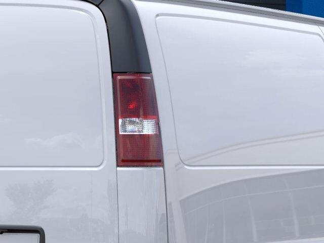 2025 Chevrolet Express Cargo Van Vehicle Photo in KANSAS CITY, MO 64114-4502