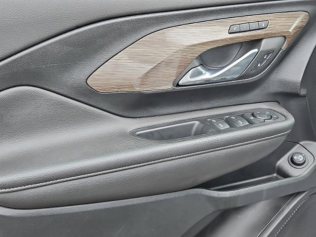 2022 GMC Terrain Vehicle Photo in TREVOSE, PA 19053-4984