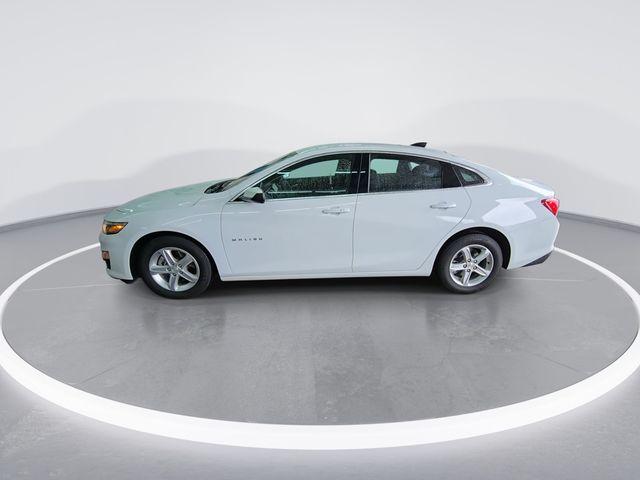 2024 Chevrolet Malibu Vehicle Photo in Pleasant Hills, PA 15236