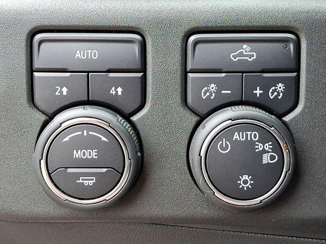 2023 Chevrolet Silverado 1500 Vehicle Photo in DANBURY, CT 06810-5034