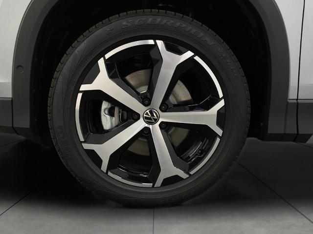 2025 Volkswagen Tiguan Vehicle Photo in Appleton, WI 54913