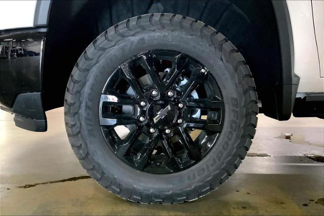 2025 Chevrolet Silverado 2500 HD Vehicle Photo in KANSAS CITY, MO 64114-4502