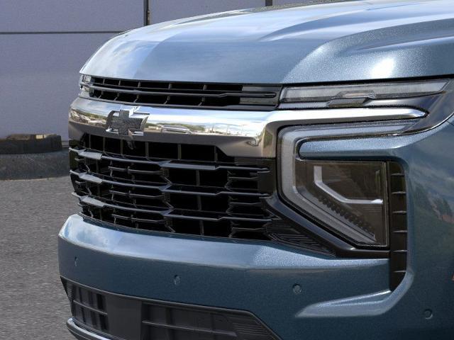 2025 Chevrolet Suburban Vehicle Photo in KANSAS CITY, MO 64114-4502