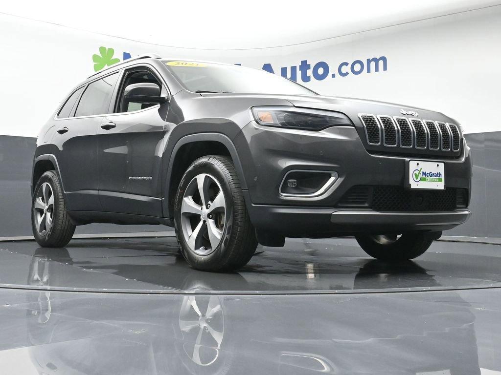 2021 Jeep Cherokee Vehicle Photo in Cedar Rapids, IA 52402
