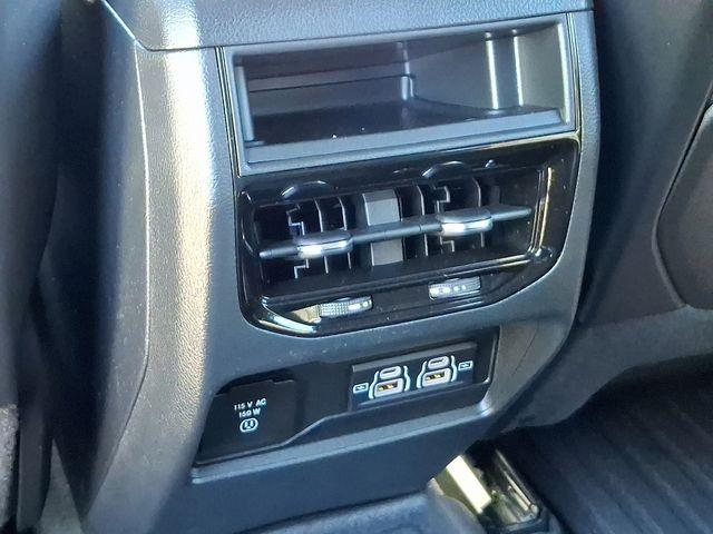 2023 Jeep Grand Cherokee Vehicle Photo in DANBURY, CT 06810-5034