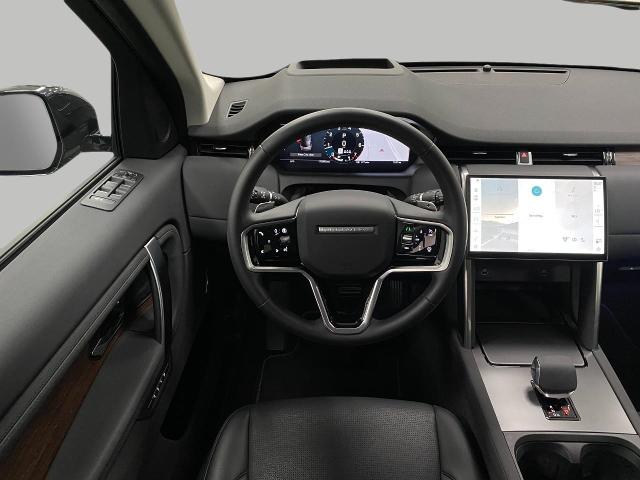 2025 Discovery Sport Vehicle Photo in Appleton, WI 54913