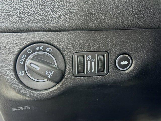 2020 Chrysler 300 Vehicle Photo in Flemington, NJ 08822