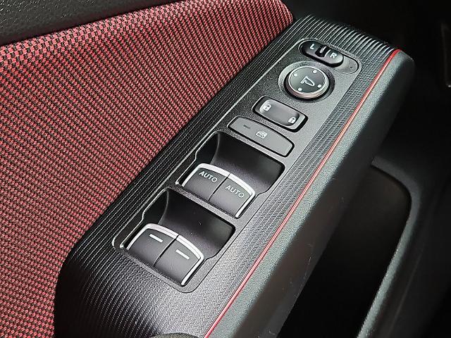 2022 Honda Civic Si Vehicle Photo in TREVOSE, PA 19053-4984