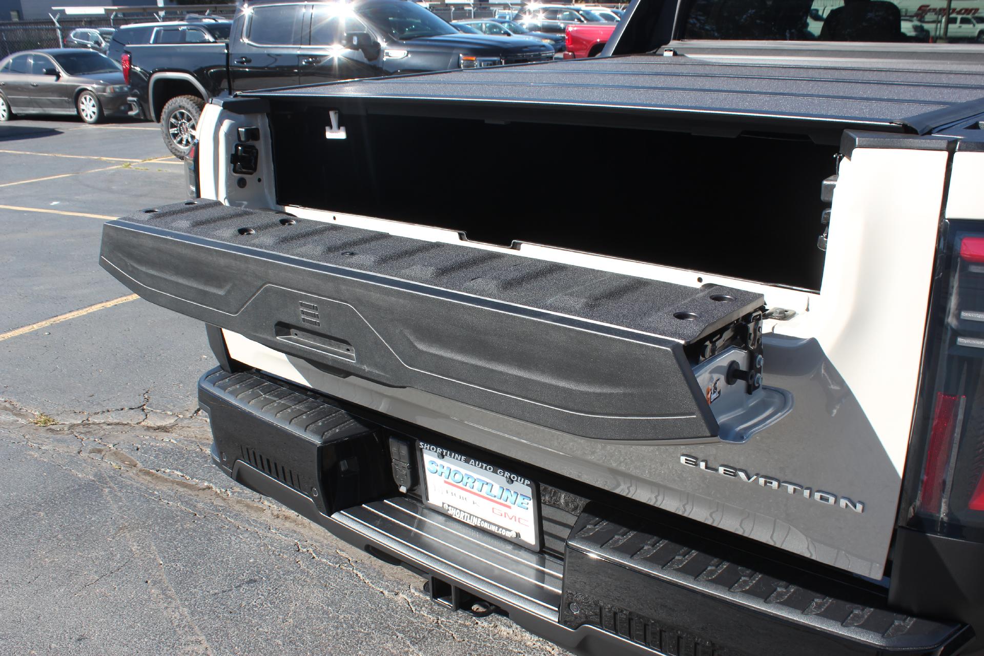 2026 GMC Sierra EV Vehicle Photo in AURORA, CO 80012-4011