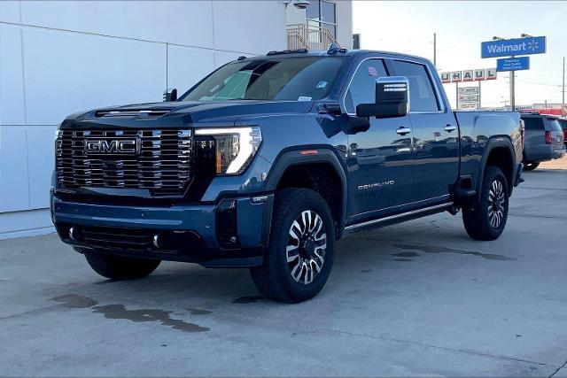 2025 GMC Sierra 2500 HD Vehicle Photo in TOPEKA, KS 66609-0000