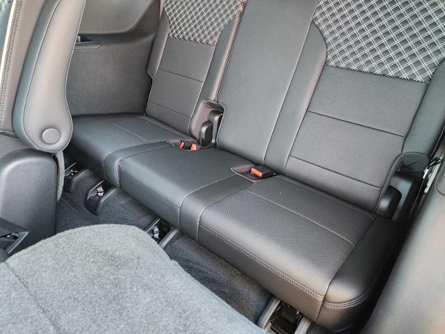 2024 GMC Acadia Vehicle Photo in DENTON, TX 76210-9321