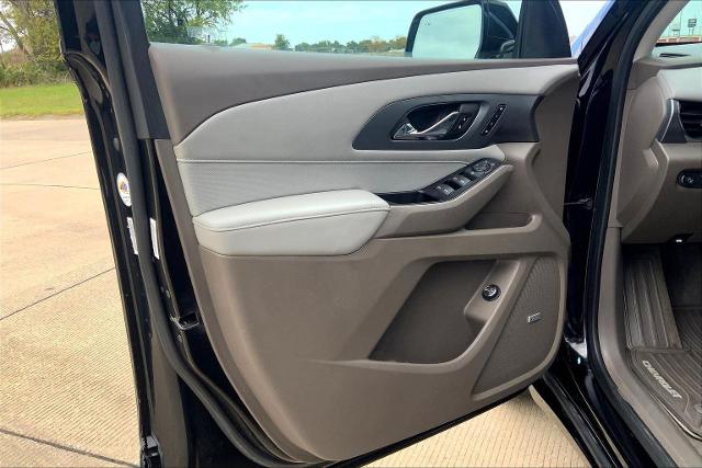 2020 Chevrolet Traverse Vehicle Photo in TOPEKA, KS 66609-0000