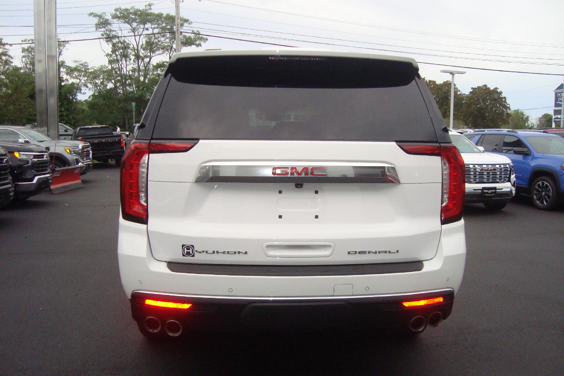 2021 GMC Yukon XL Vehicle Photo in PORTSMOUTH, NH 03801-4196