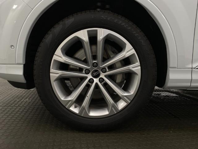 2025 Audi Q7 Vehicle Photo in Appleton, WI 54913