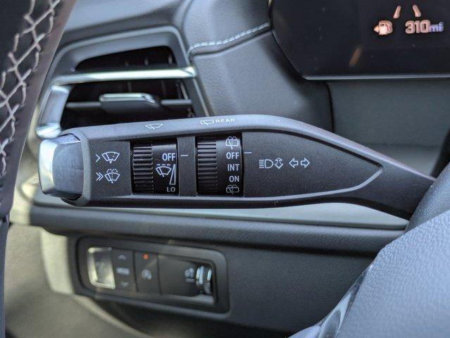 2025 Chevrolet Traverse Vehicle Photo in BRUNSWICK, GA 31525-1881