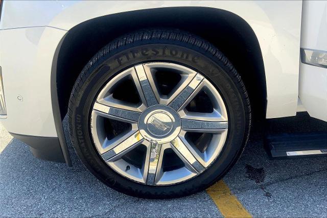 2020 Cadillac Escalade ESV Vehicle Photo in KANSAS CITY, MO 64114-4545
