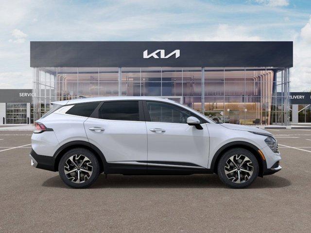 2025 Kia Sportage Vehicle Photo in Westbrook, ME 04092
