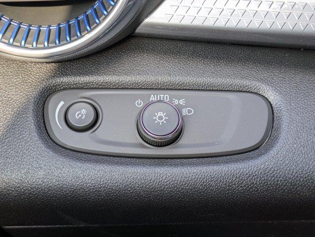 2025 Chevrolet Trax Vehicle Photo in BRUNSWICK, GA 31525-1881