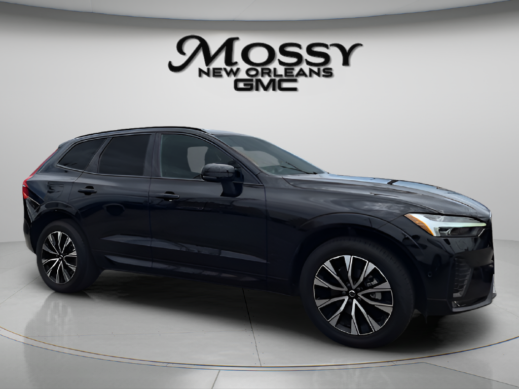 2025 Volvo XC60 photo 3 of 29