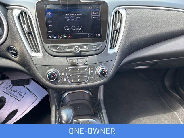 2022 Chevrolet Malibu Vehicle Photo in SAINT CLAIRSVILLE, OH 43950-8512