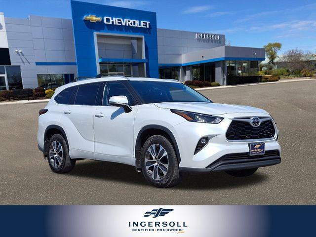 2022 Toyota Highlander Vehicle Photo in DANBURY, CT 06810-5034