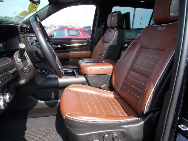 2023 GMC Yukon XL Vehicle Photo in LOWELL, MA 01852-4336