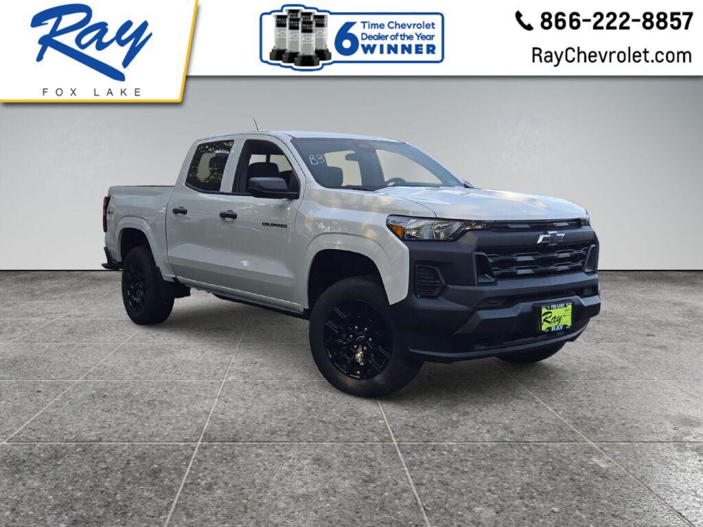 Summit White 2026 Chevrolet Colorado Pickup Truck Four-Wheel Drive Automatic