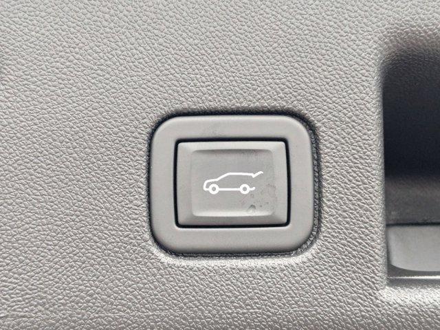 2024 Chevrolet Equinox Vehicle Photo in BRUNSWICK, GA 31525-1881