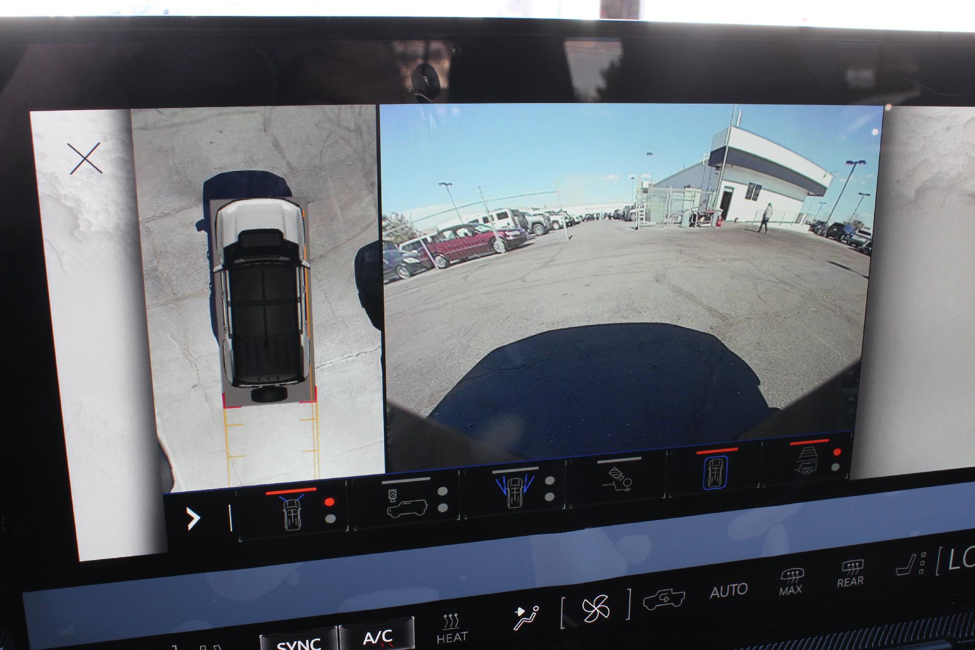 2025 GMC HUMMER EV SUV Vehicle Photo in AURORA, CO 80012-4011