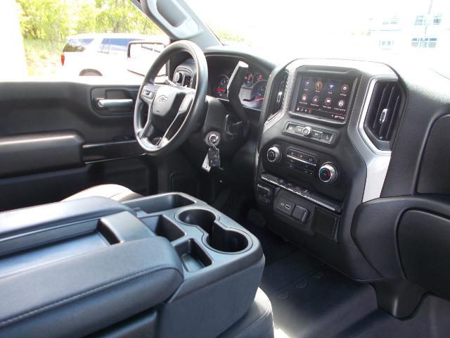 2021 Chevrolet Silverado 1500 Vehicle Photo in LOWELL, MA 01852-4336