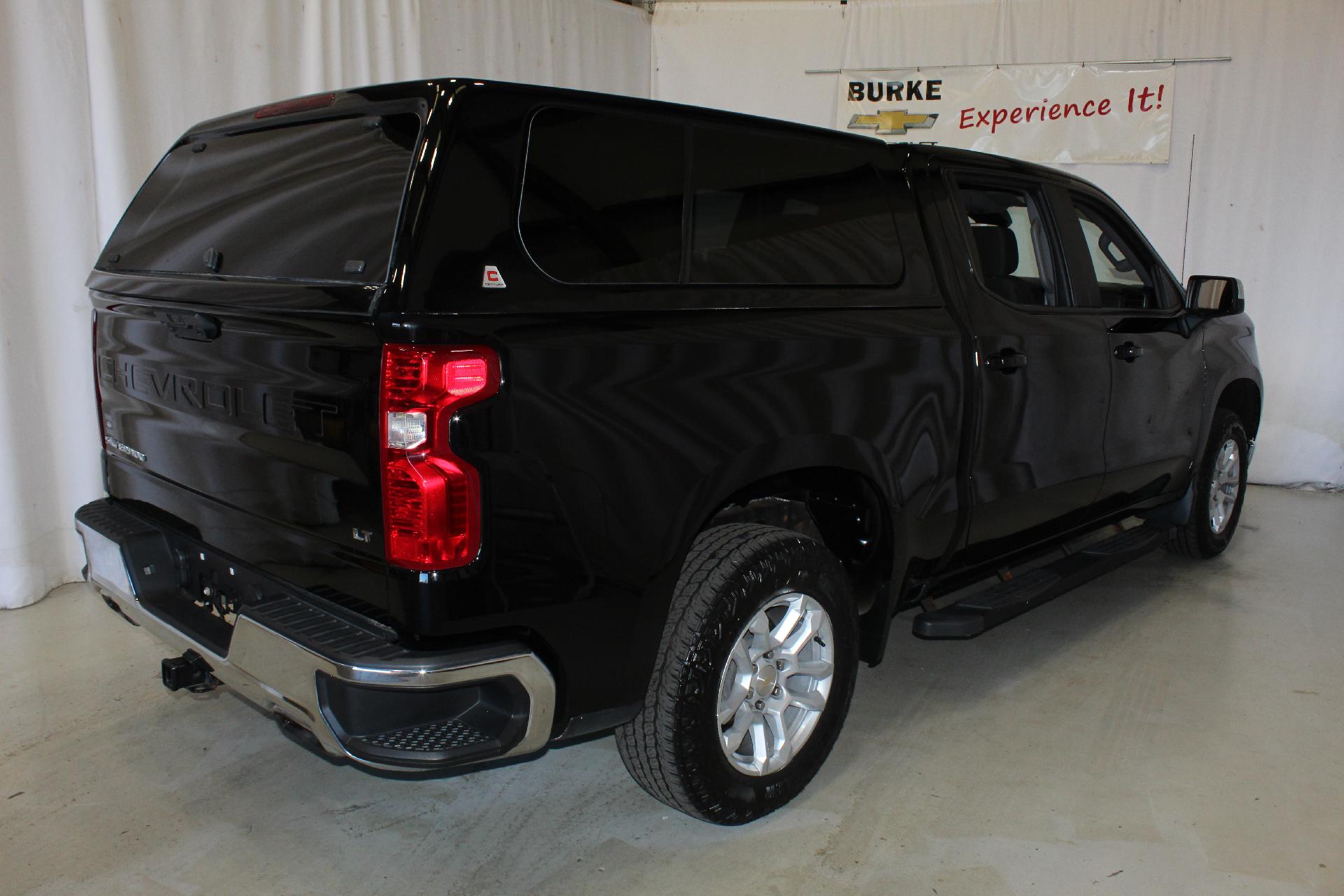 2022 Chevrolet Silverado 1500 Vehicle Photo in NORTHAMPTON, MA 01060-1120