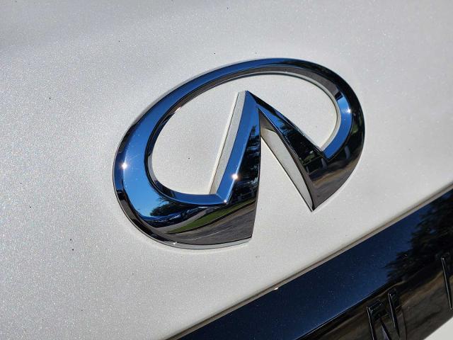 2022 INFINITI QX80 Vehicle Photo in DENTON, TX 76210-9321