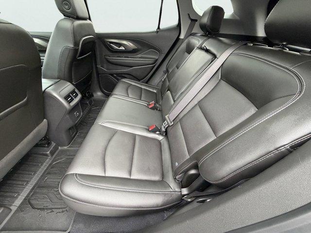 2022 GMC Terrain Vehicle Photo in LEOMINSTER, MA 01453-2952