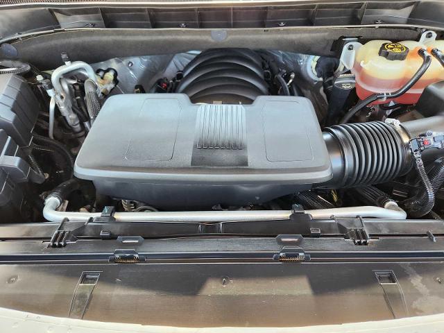 2022 Cadillac Escalade ESV Vehicle Photo in DENTON, TX 76210-9321