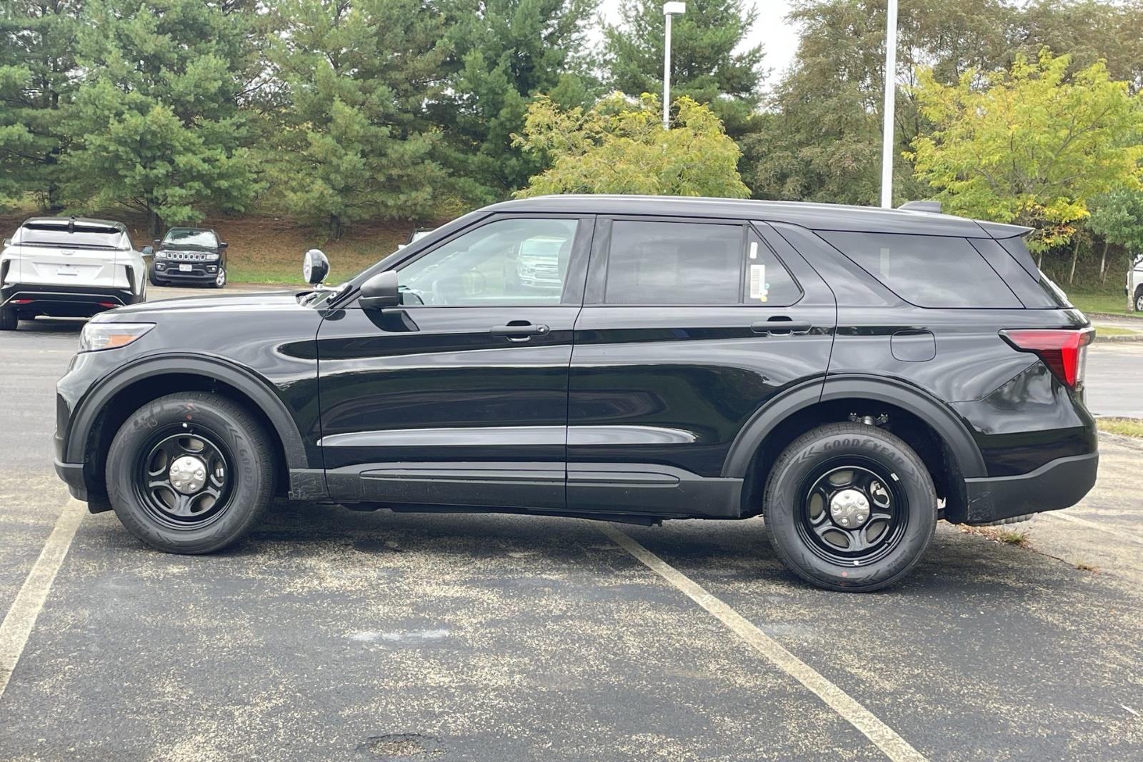 2025 Ford Police Interceptor Utility Vehicle Photo in Belle Vernon, PA 15012