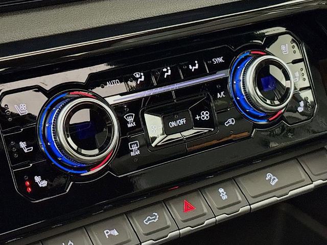 2026 GMC Sierra 3500 HD Vehicle Photo in PUYALLUP, WA 98371-4149